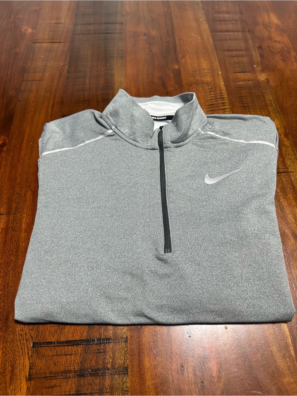 Nike Men’s Gray Quarter-Zip Performance Pullover